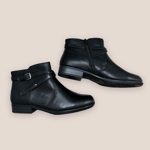 Yuu Black Booties with Buckle Detail